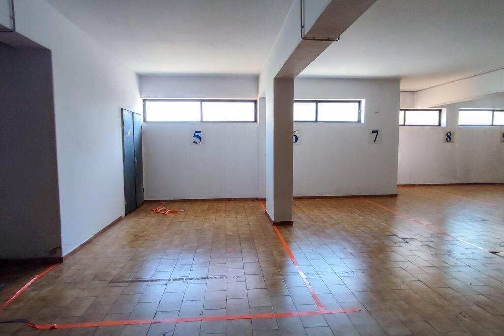 Gyula Old Town Apartment อัลบูเฟรา ภายนอก รูปภาพ